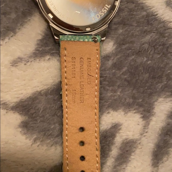 Fossil Watch - Picture 4 of 4